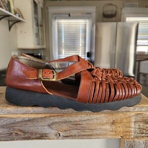 Aerosoles Strappy Caged Huarache Buckle Jesus Sandals Size 9 Vintage 90s y2k